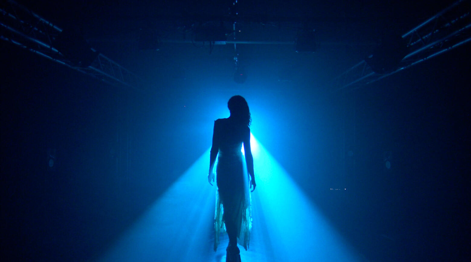 Masquerade [blue edit] - Amelie Nilles